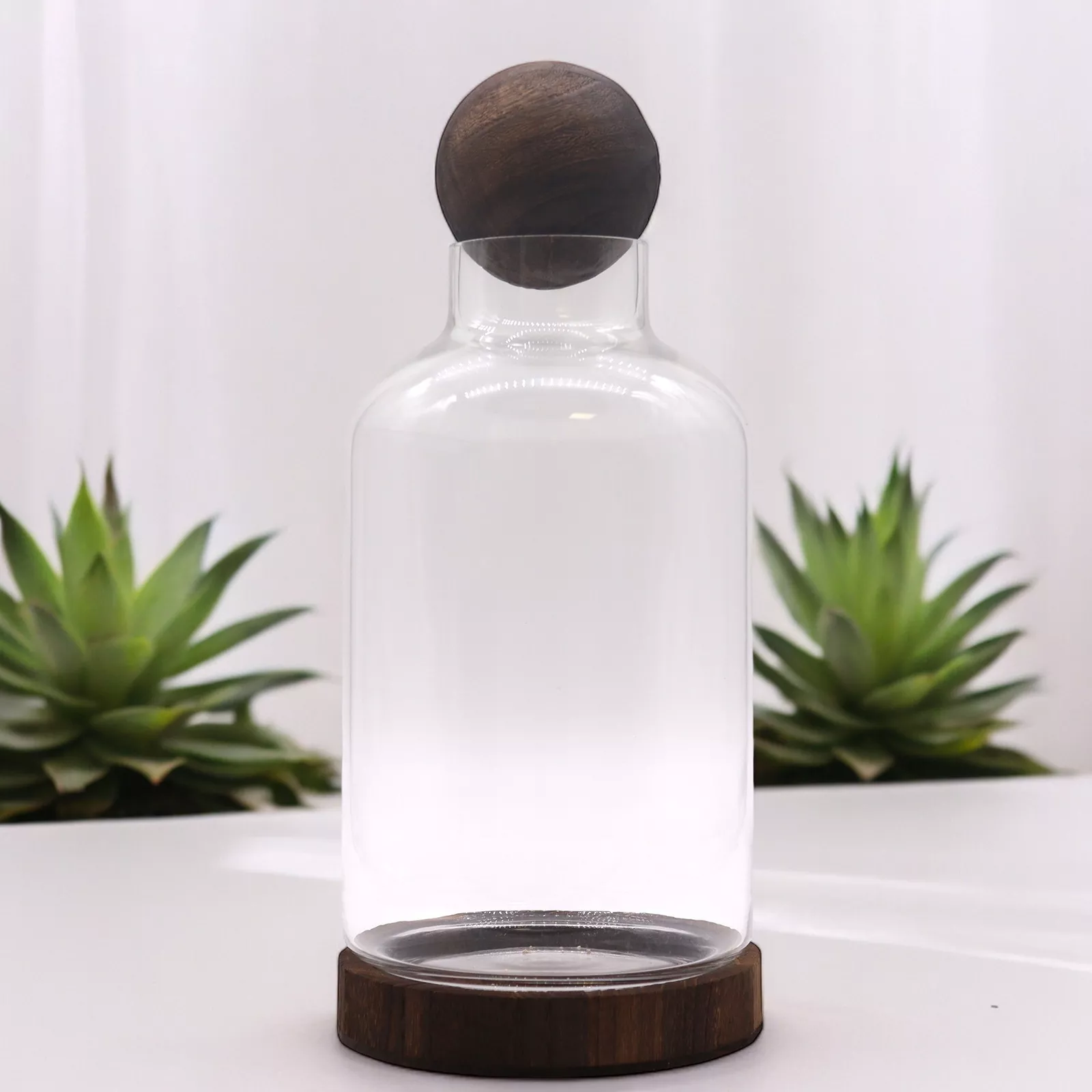 Ball-top Terrarium (Glass & Dark Tung Wood)