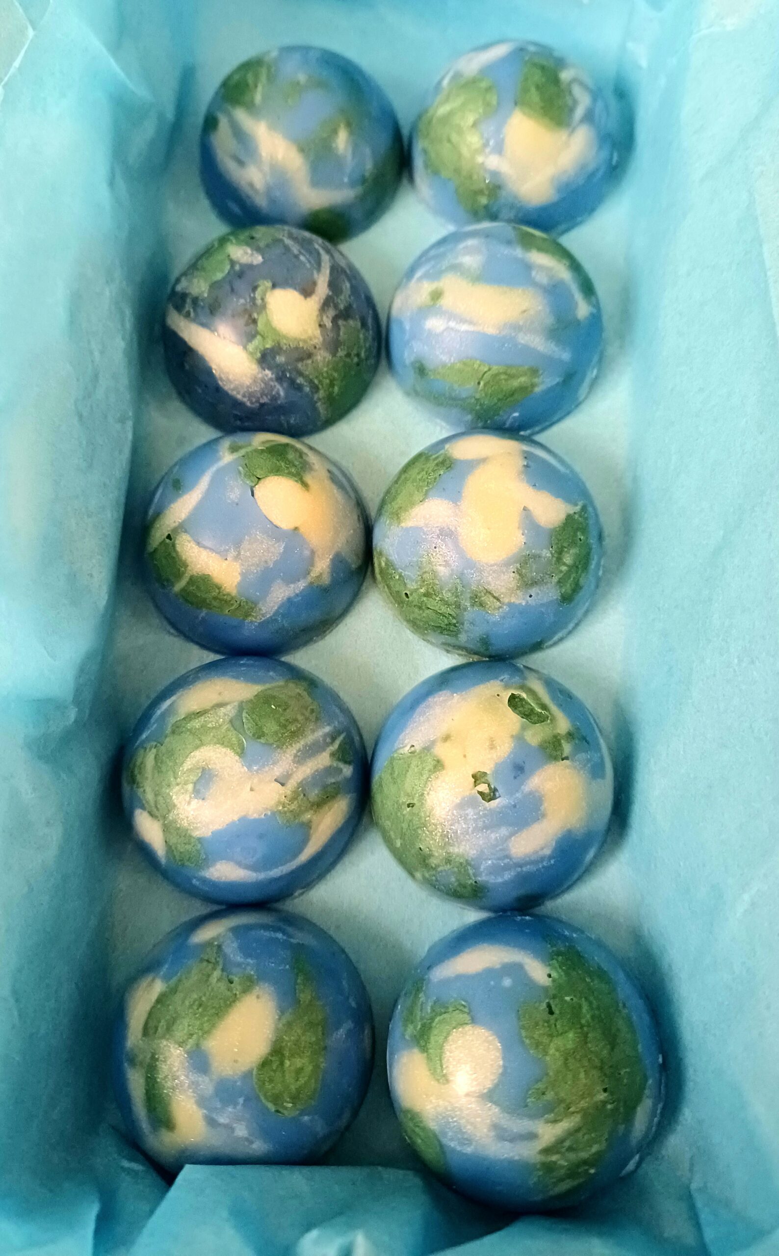 'You Make My World Go Round' Personalised Wax Melts (10-pack, Blue Lotus)