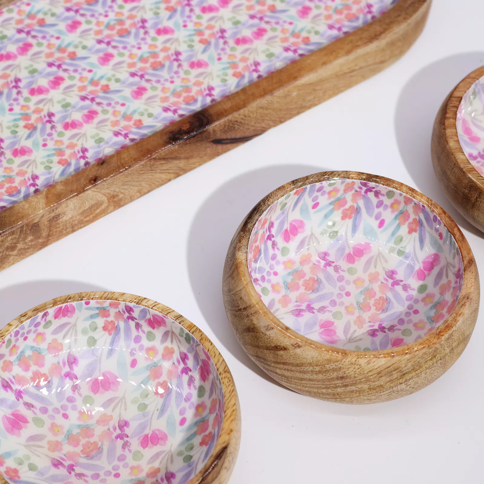 Artisanal Mango Wood Serving Tray & 3 Bowls - for Tapas & Sushi or Decor