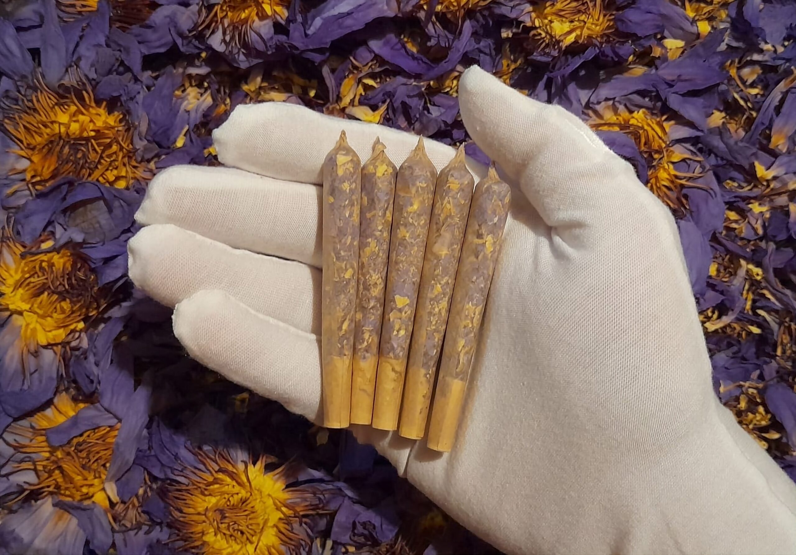 Blue Lotus Pre Rolls (Nymphaea caerulea) Incense Cones