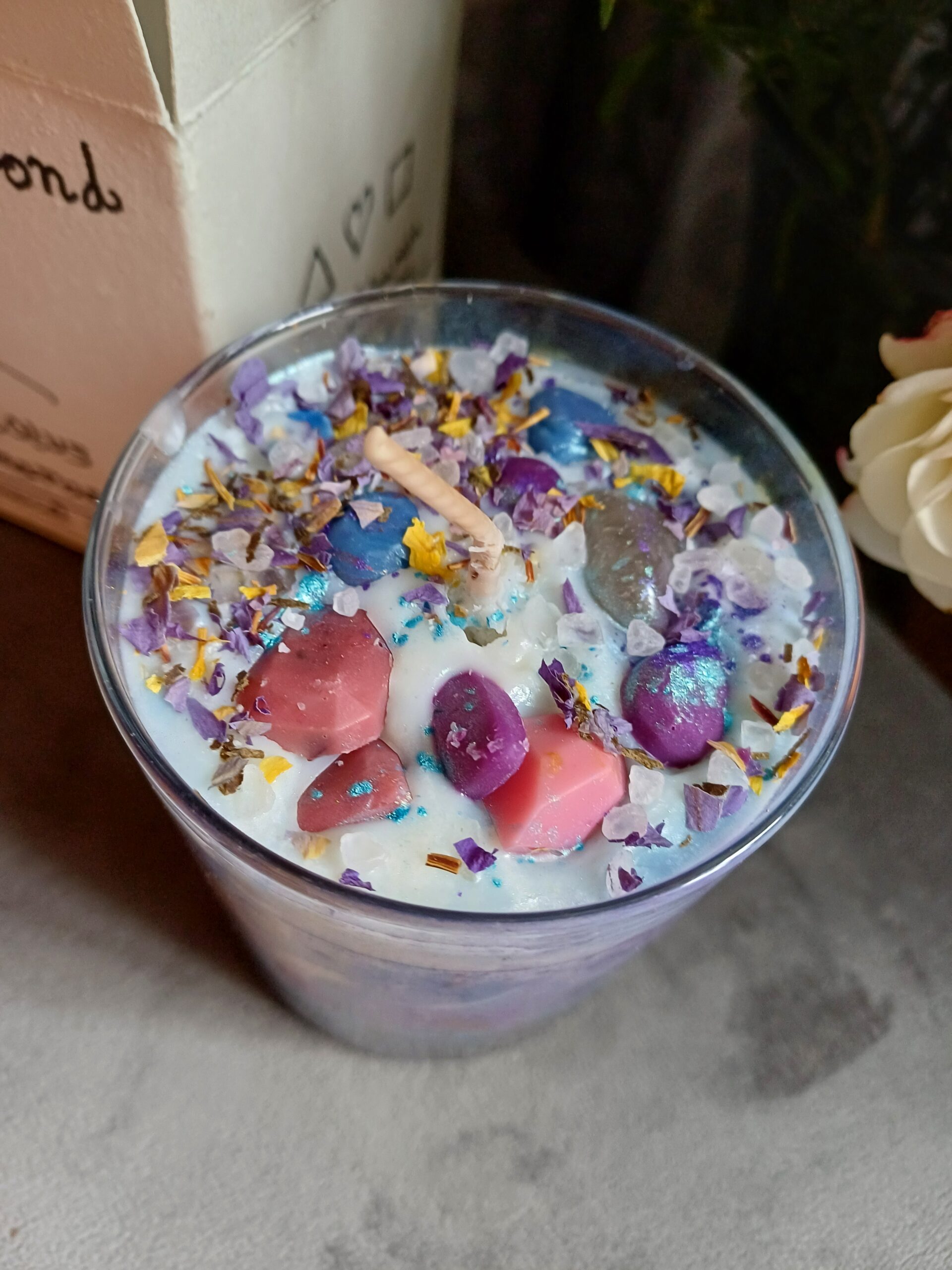 Blue Lotus & Frankincense Botanical Candle