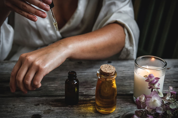 Preparing oils for self-massage (Abhyanga)